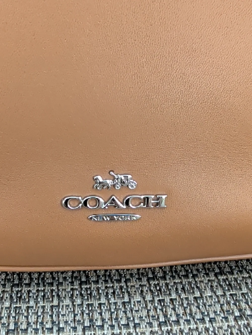 Coach Nomad Leather Convertible Shoulder Bag (F54446) Light Saddle NWOT - Picture 3 of 9